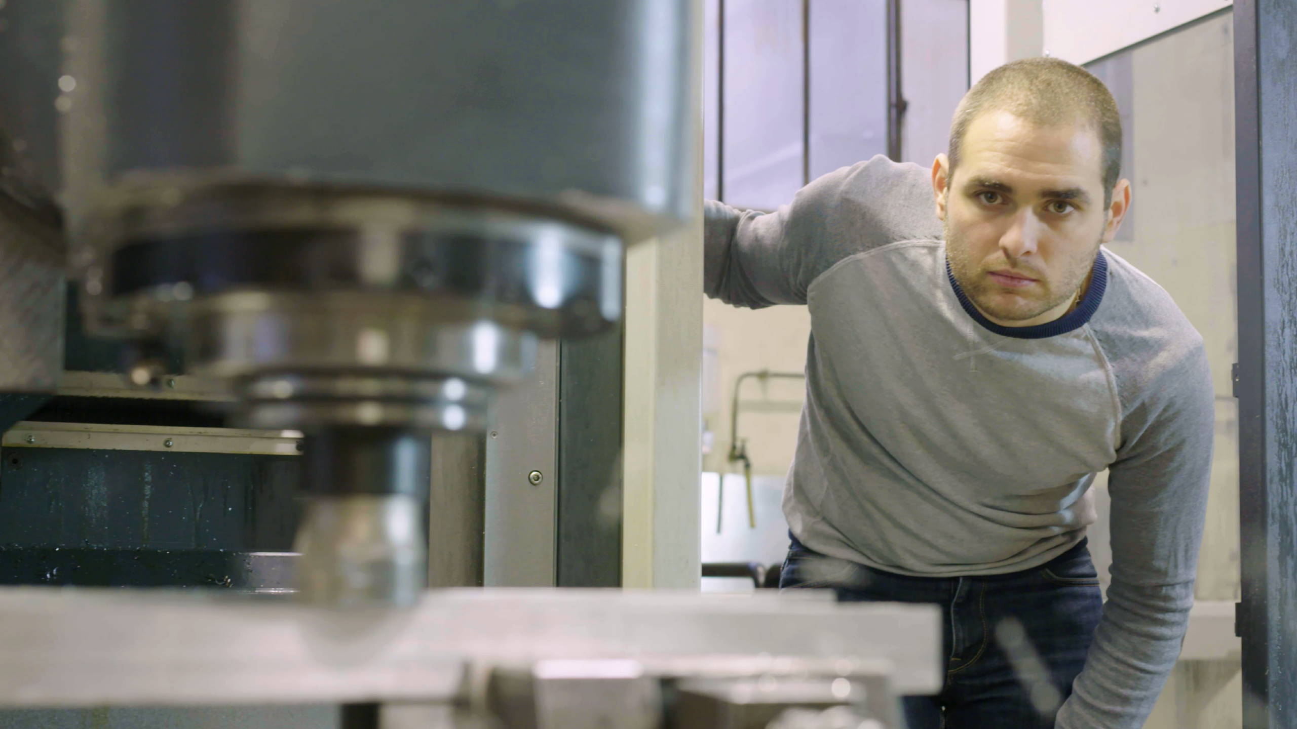 Montage industriel de sous-ensembles et structures mécaniques de grande dimension, en garantissant précision d’assemblage, robustesse et fiabilité industrielle.